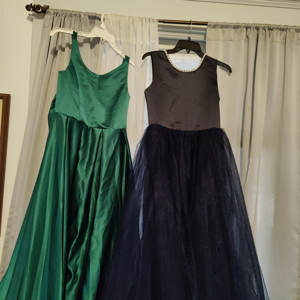 New You Get Both Elegant Green and Navy Kids Dresses - Picture 16 of 16